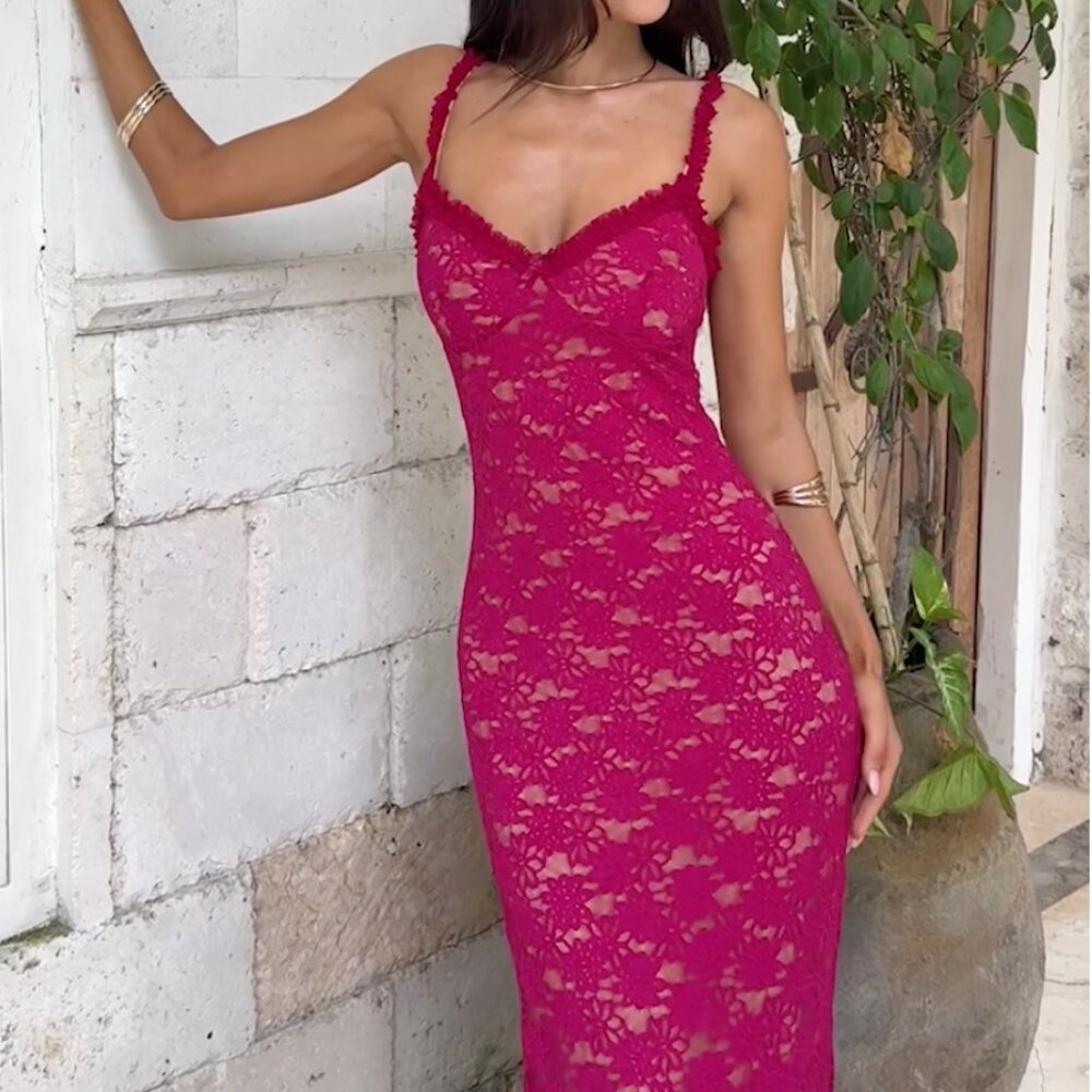 Runaway the Label Sarta Lace Maxi Dress - Berry S